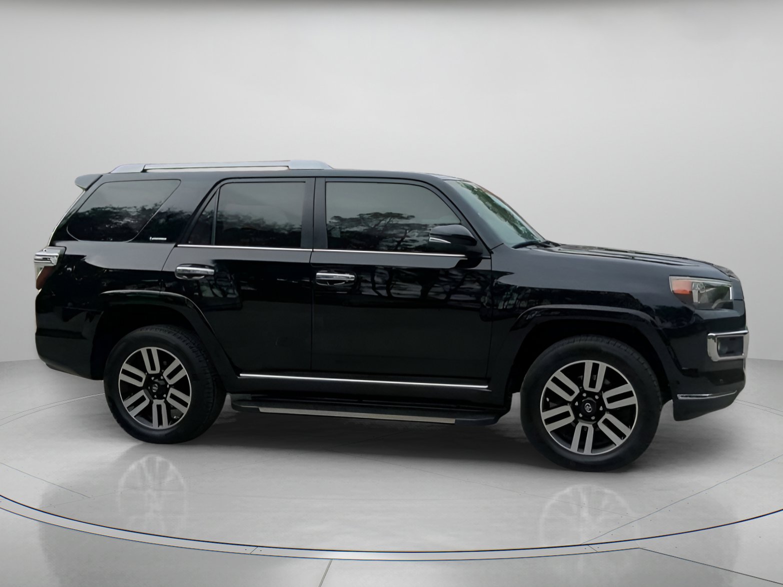 Used 2018 Toyota 4Runner Limited AWD/4WD image 34