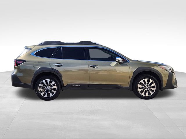 Used 2023 Subaru Outback Touring XT AWD/4WD image 11