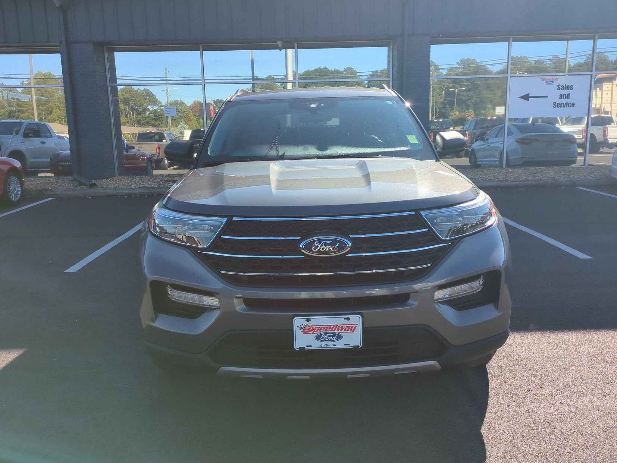 Certified 2023 Ford Explorer XLT w/ Equipment Group 202A RWD image 2