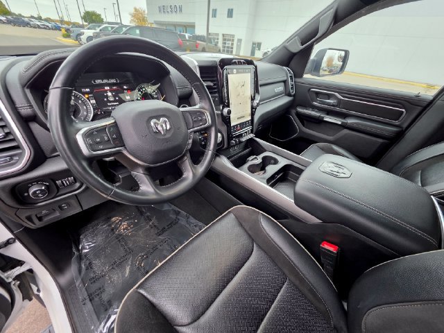 Used 2023 RAM 1500 Laramie AWD/4WD image 19