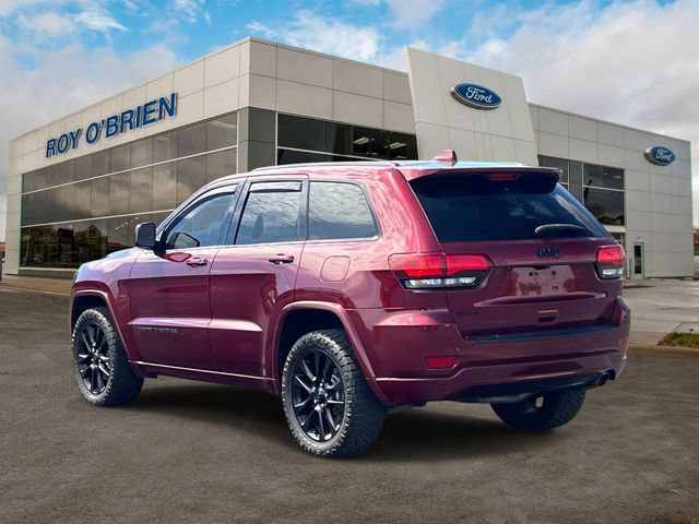 Used 2020 Jeep Grand Cherokee Altitude AWD/4WD image 3