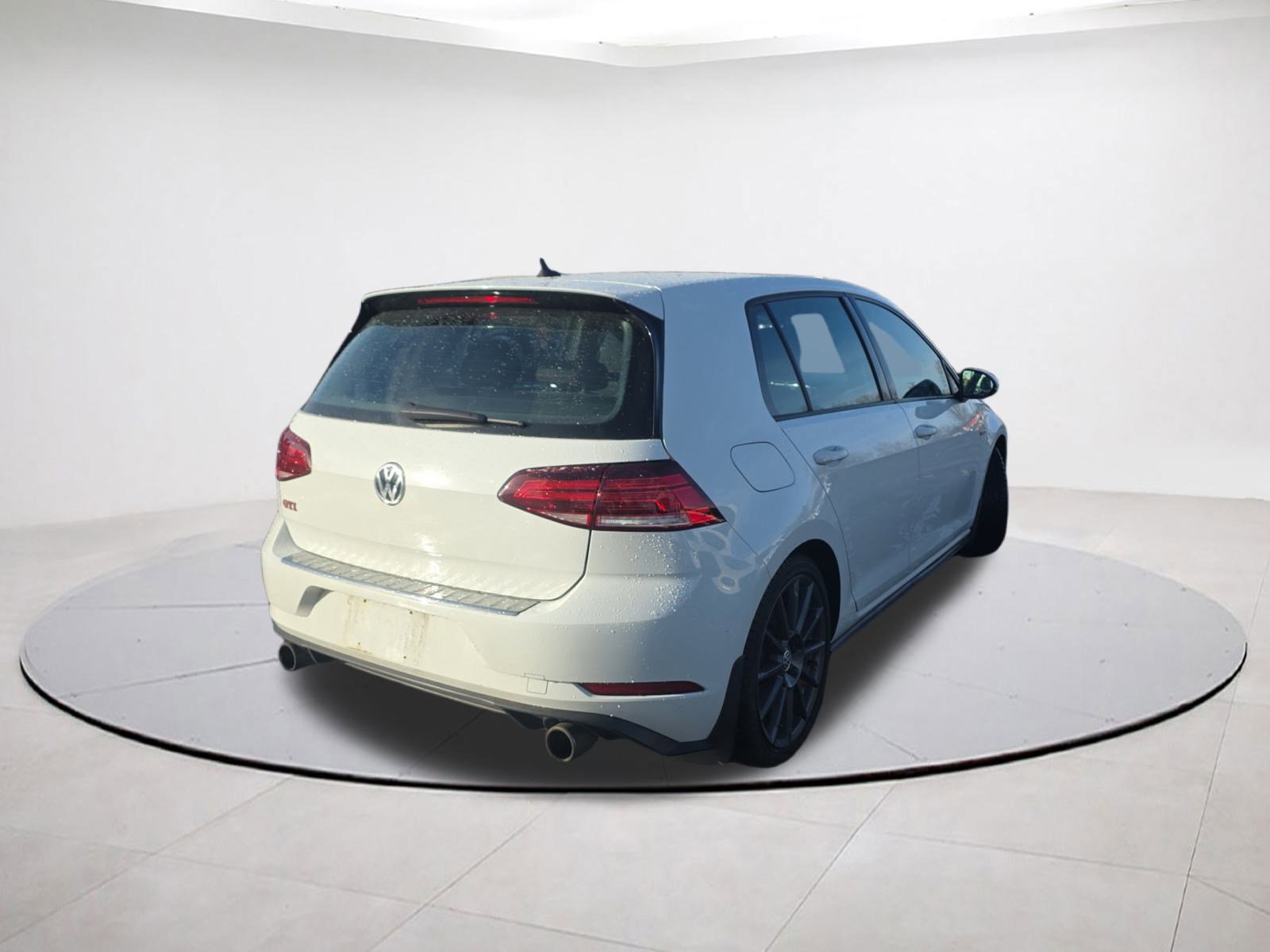 Used 2018 Volkswagen GTI S image 7