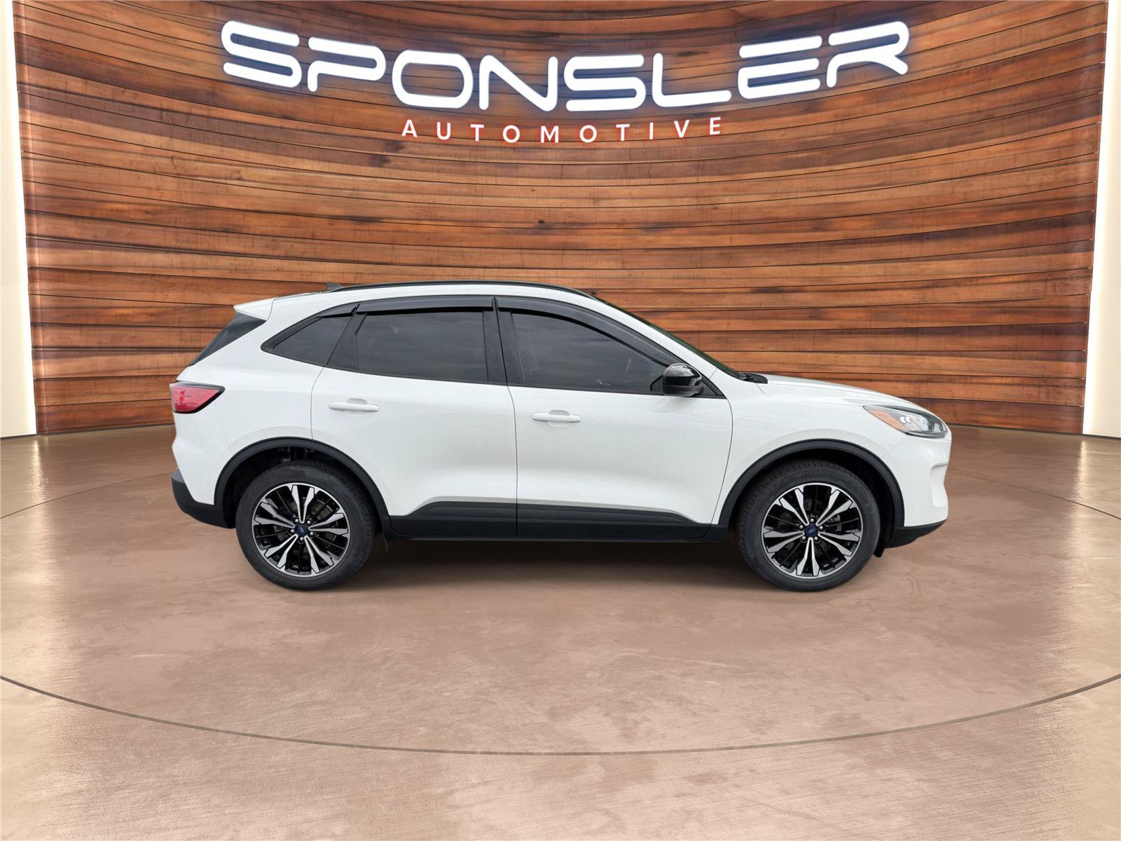 Certified 2022 Ford Escape SEL w/ SEL Stealth AWD Package image 9