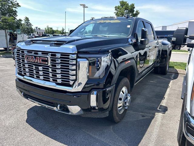 Used 2025 GMC Sierra 3500 Denali w/ Denali Reserve Package