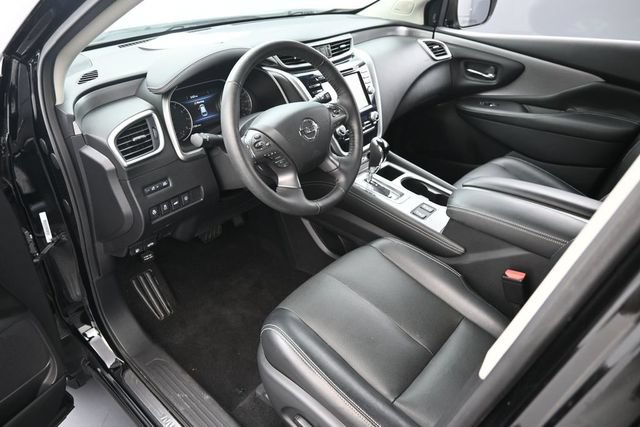 Used 2020 Nissan Murano SL w/ Moonroof Package FWD image 11