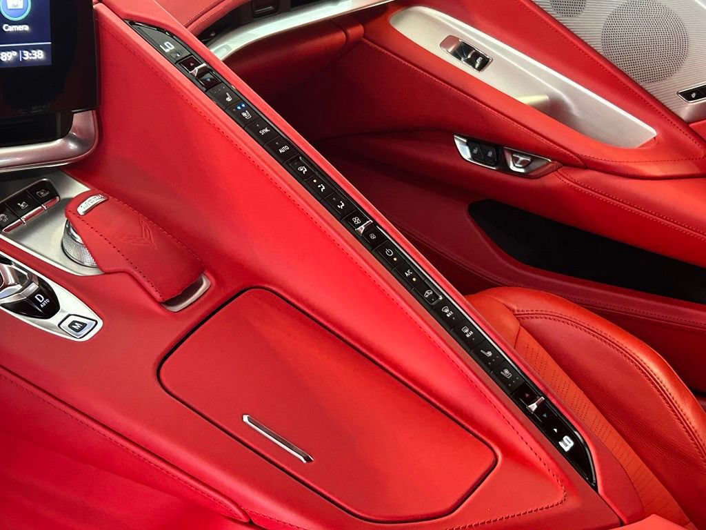 Used 2023 Chevrolet Corvette Stingray Premium Cpe w/ Z51 Performance Package RWD image 32