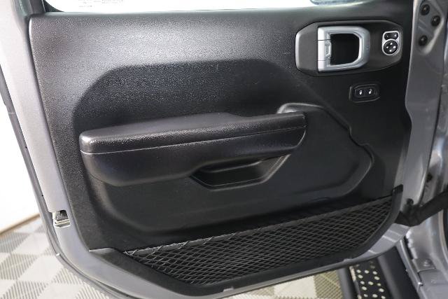 Used 2020 Jeep Gladiator Rubicon AWD/4WD image 26