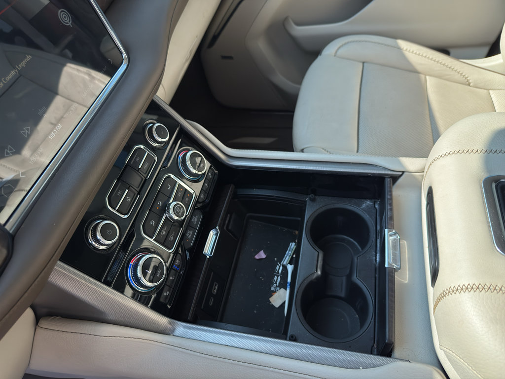 Used 2023 GMC Yukon Denali RWD image 16