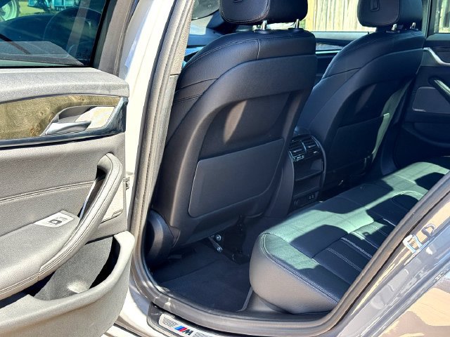 Used 2021 BMW 540i w/ M Sport Package RWD image 23
