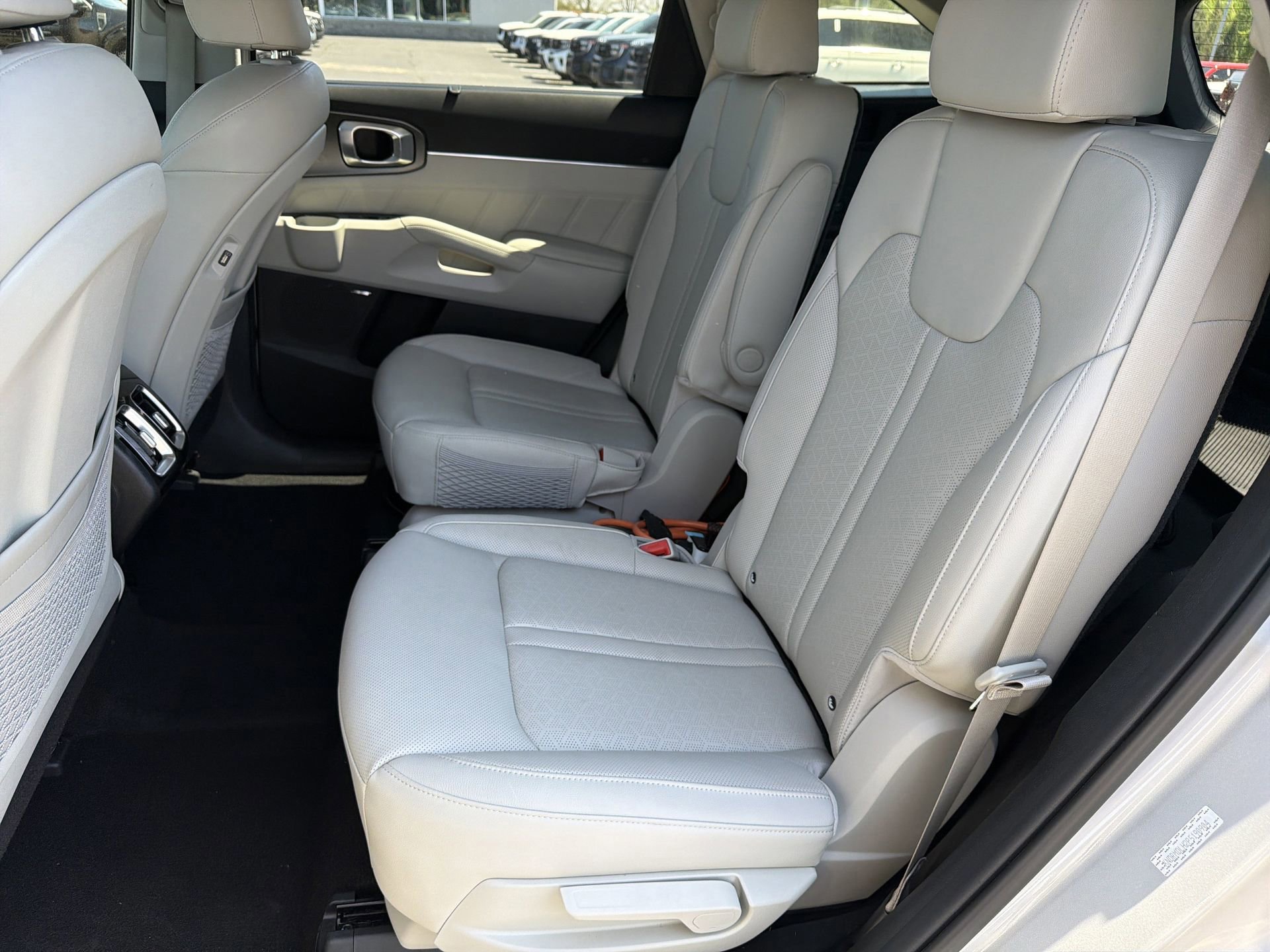 Used 2023 Kia Sorento SX Prestige image 33