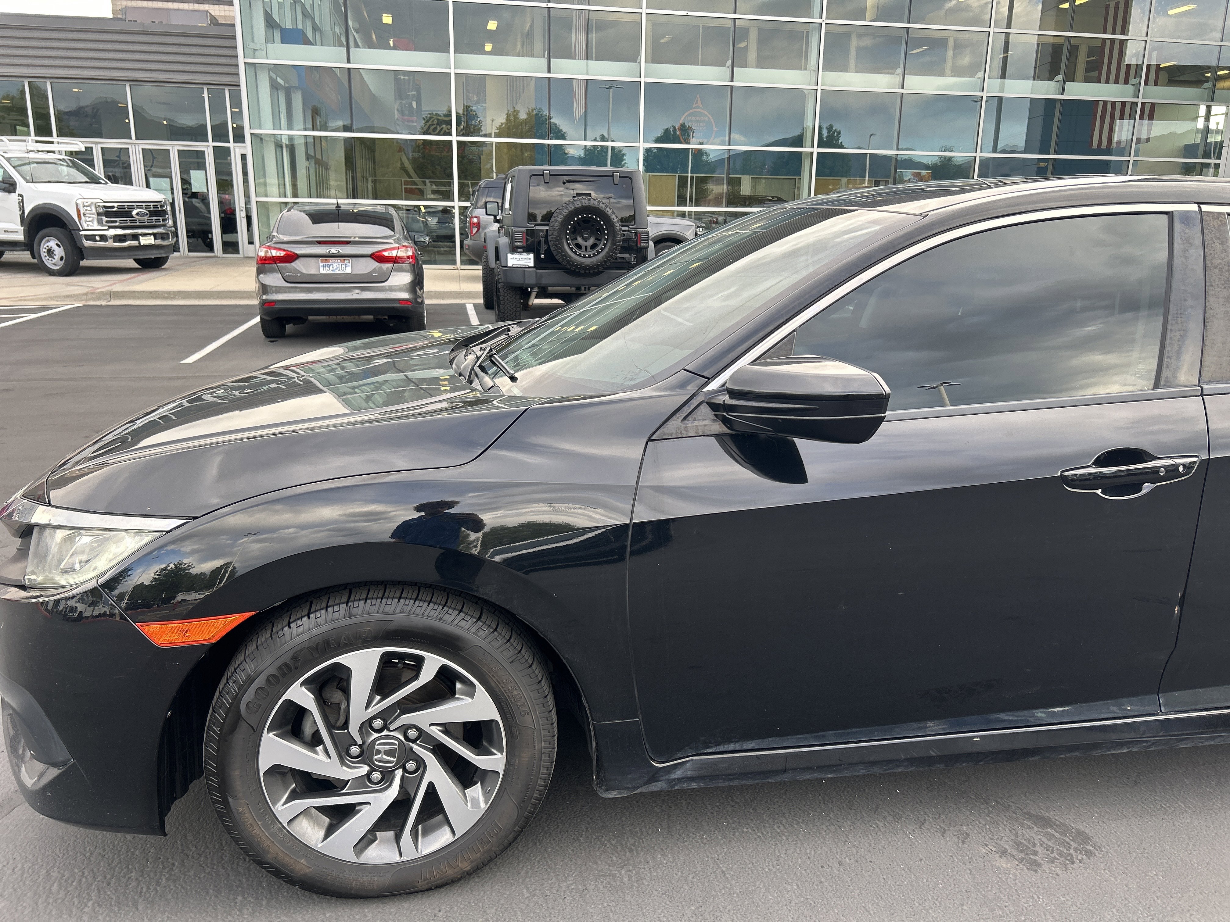 Used 2017 Honda Civic EX image 9
