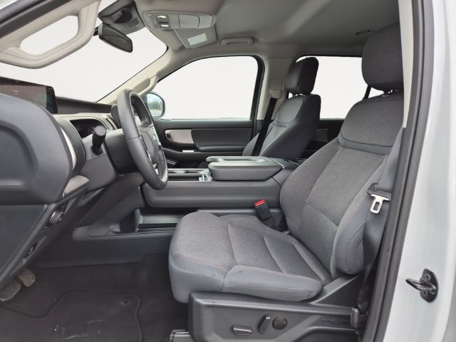 Certified 2025 Ford Expedition Max Active AWD/4WD image 11