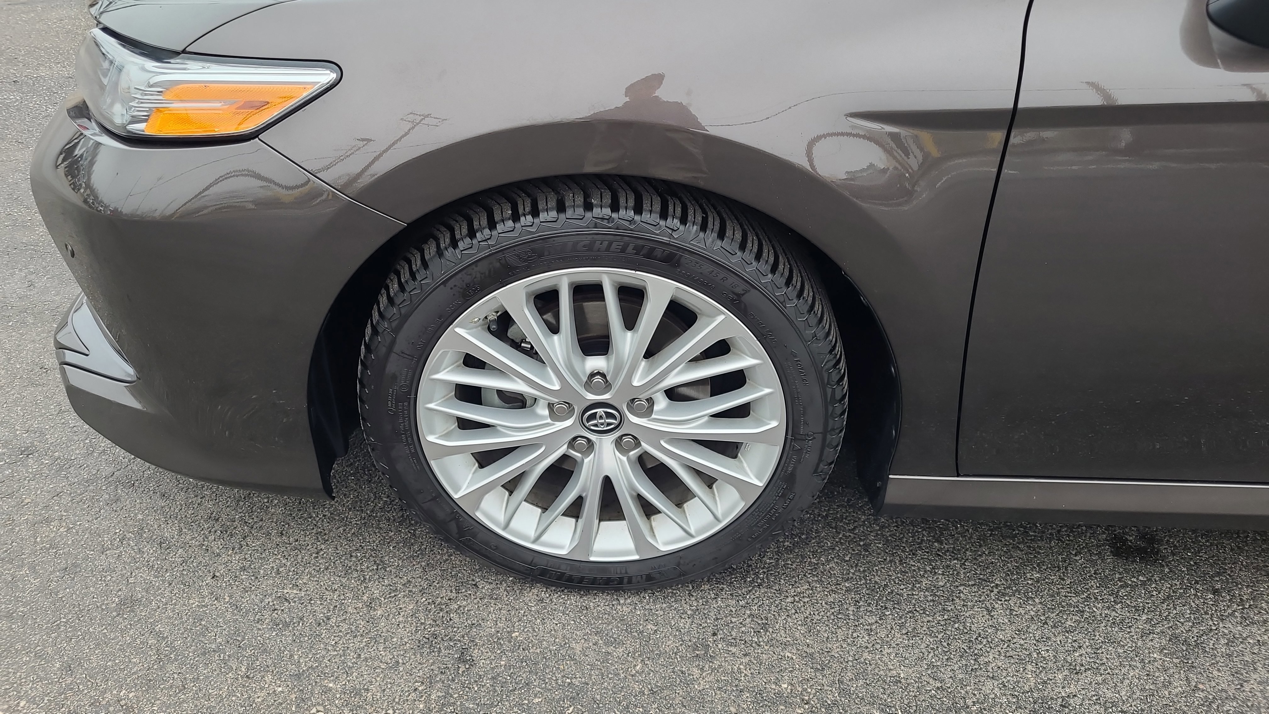 Used 2018 Toyota Camry XLE w/ Audio Package image 11