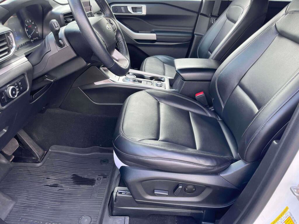 Certified 2023 Ford Explorer XLT AWD/4WD image 15