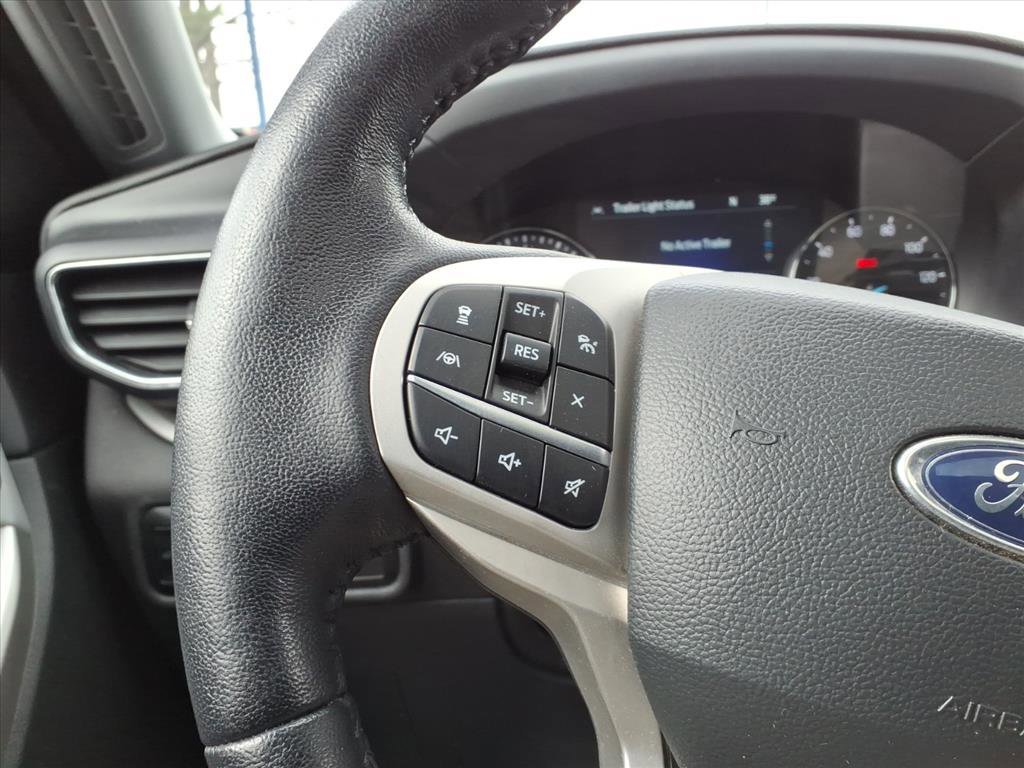 Certified 2023 Ford Explorer XLT w/ Equipment Group 202A image 19