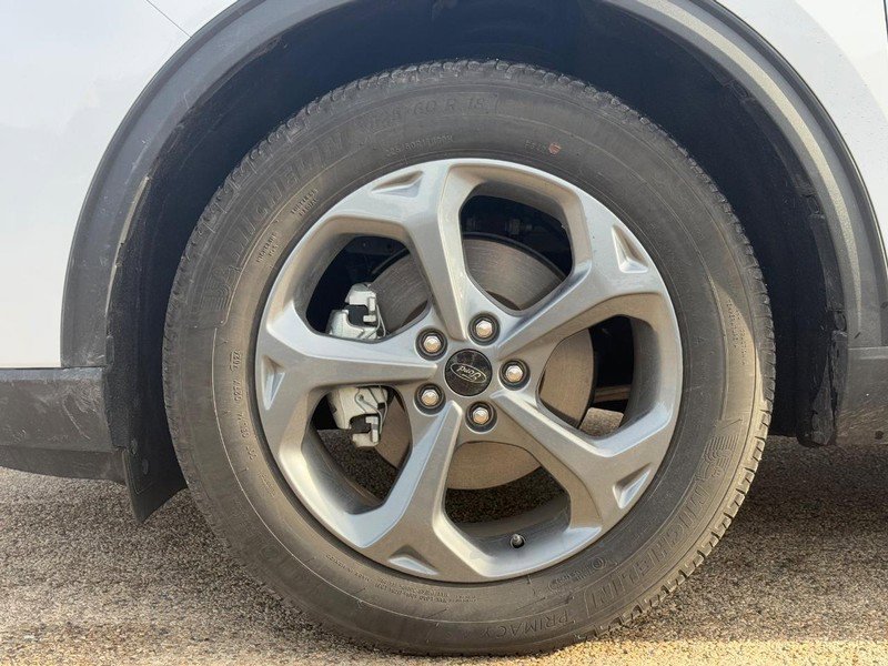 Certified 2025 Ford Escape ST-Line w/ Equipment Group 301A image 12