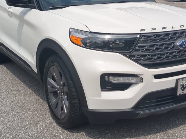 Certified 2023 Ford Explorer XLT w/ Equipment Group 202A RWD image 10