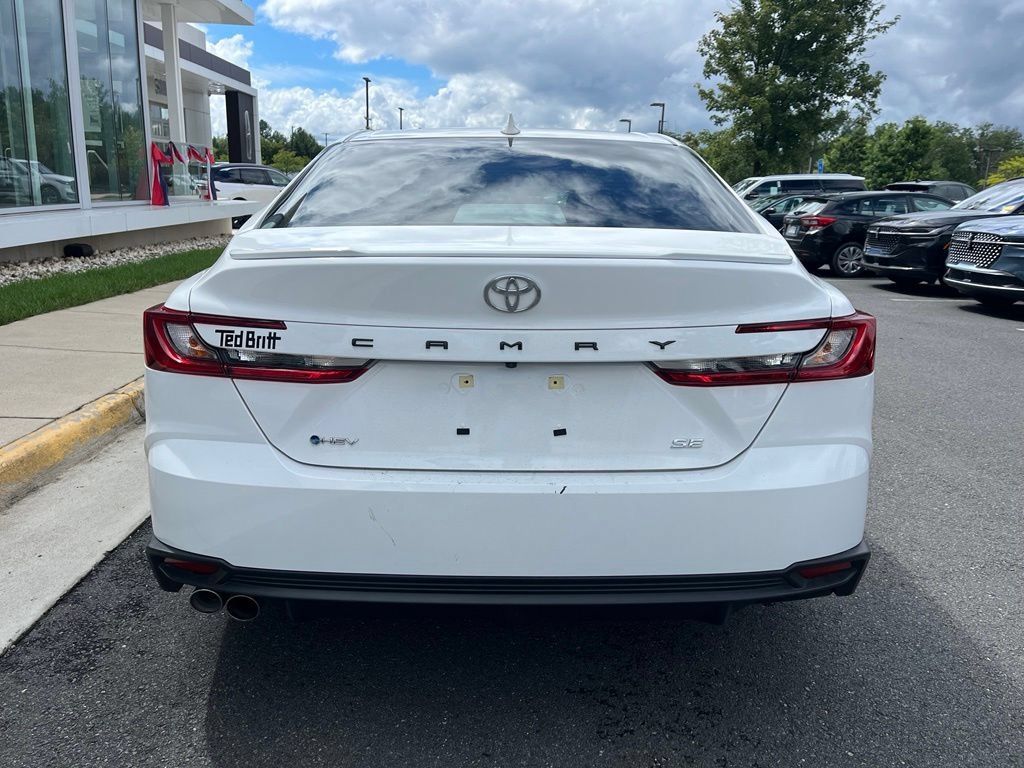 Used 2025 Toyota Camry SE w/ Multimedia Upgrade Package FWD image 11