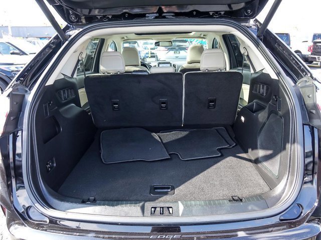 Certified 2024 Ford Edge Titanium w/ Cargo Accessory Package image 26