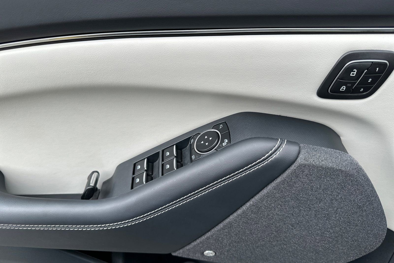 Certified 2023 Ford Mustang Mach-E Premium RWD image 11