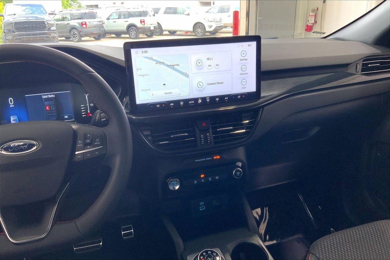 Certified 2023 Ford Escape ST-Line w/ Tech Pack #1 FWD image 5