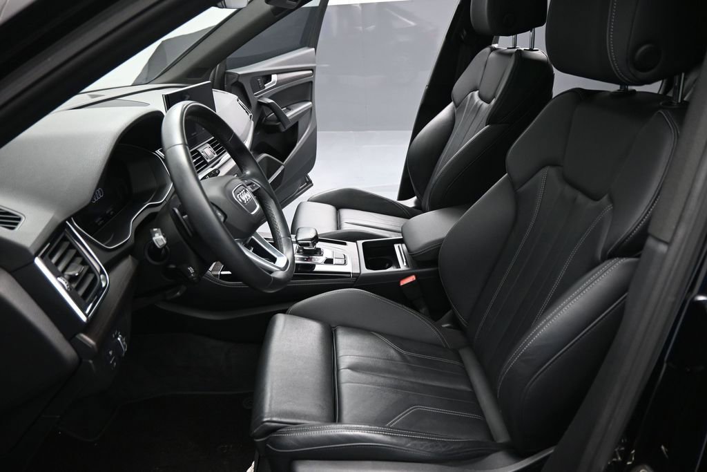 Used 2021 Audi Q5 2.0T Premium Plus w/ Premium Plus Package AWD/4WD image 10