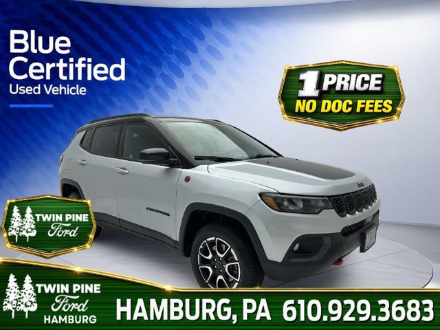 Used 2025 Jeep Compass Trailhawk