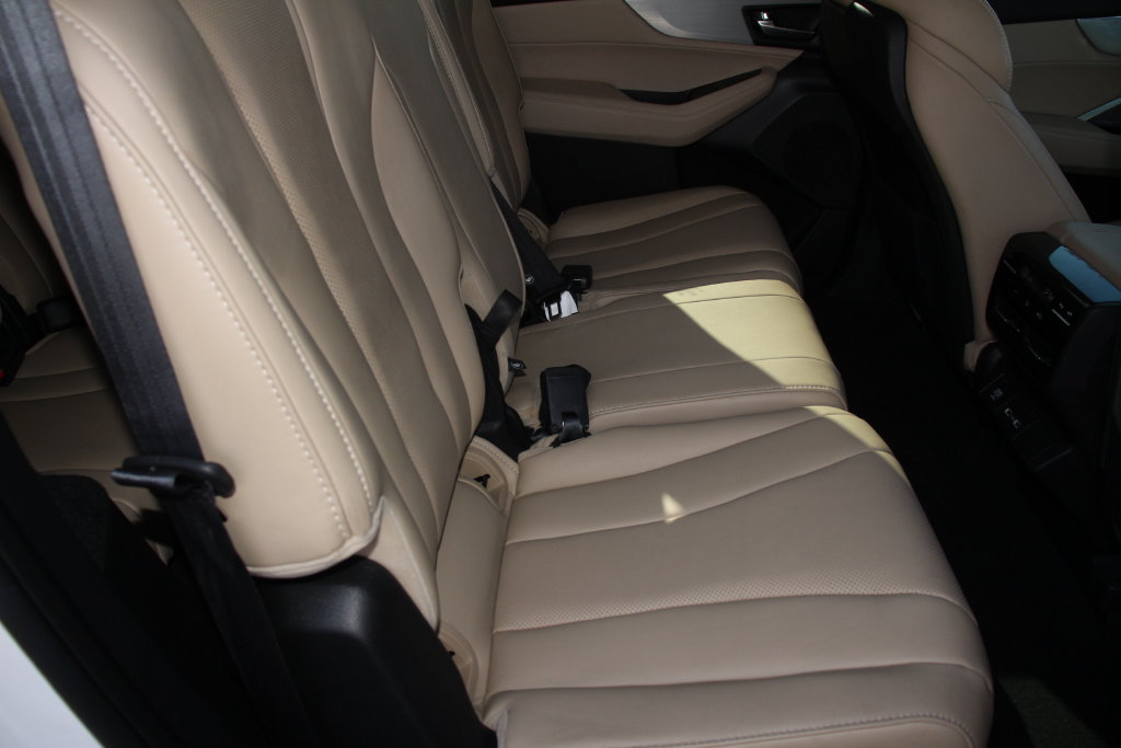 Used 2022 Acura MDX w/ Technology Package AWD/4WD image 26