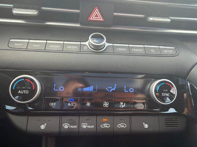 Used 2025 Hyundai Elantra SEL FWD image 13