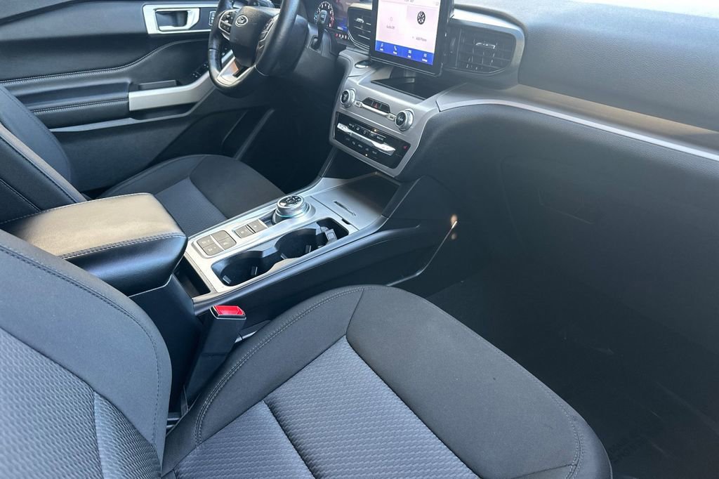Certified 2023 Ford Explorer XLT image 19