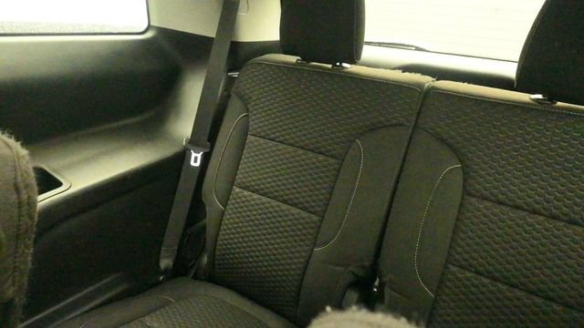 Used 2019 GMC Acadia SLE w/ Driver Alert Package I FWD image 13
