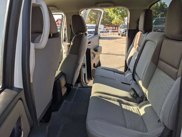 Used 2024 Nissan Frontier SV AWD/4WD image 16