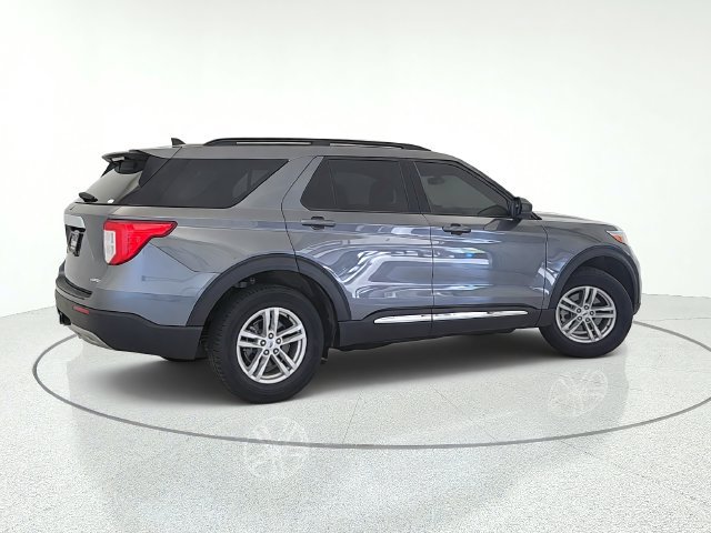 Certified 2023 Ford Explorer XLT w/ Equipment Group 202A AWD/4WD image 6