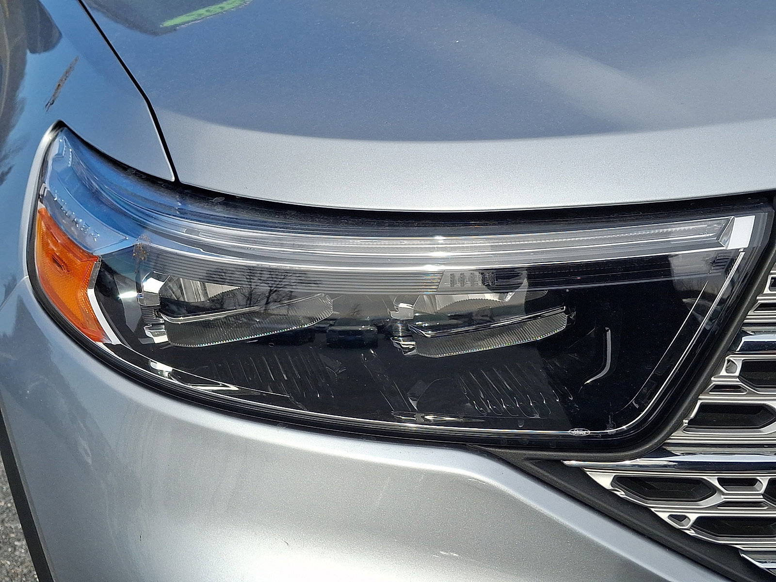 Certified 2023 Ford Explorer Limited w/ Limited Technology Package image 9