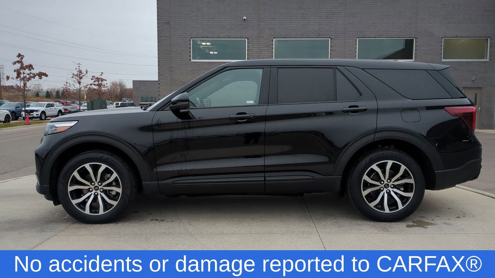 Certified 2021 Ford Explorer ST image 2