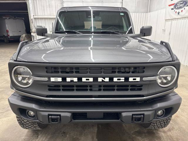 Certified 2022 Ford Bronco Black Diamond w/ Sasquatch Package AWD/4WD image 3