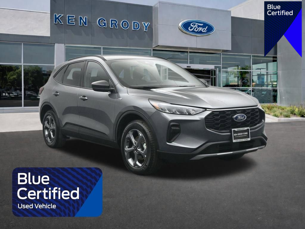 Certified 2025 Ford Escape ST-Line AWD/4WD image 1