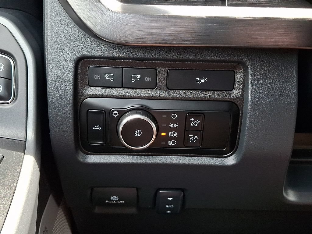 Certified 2024 Ford F250 Lariat w/ Chrome Package AWD/4WD image 23