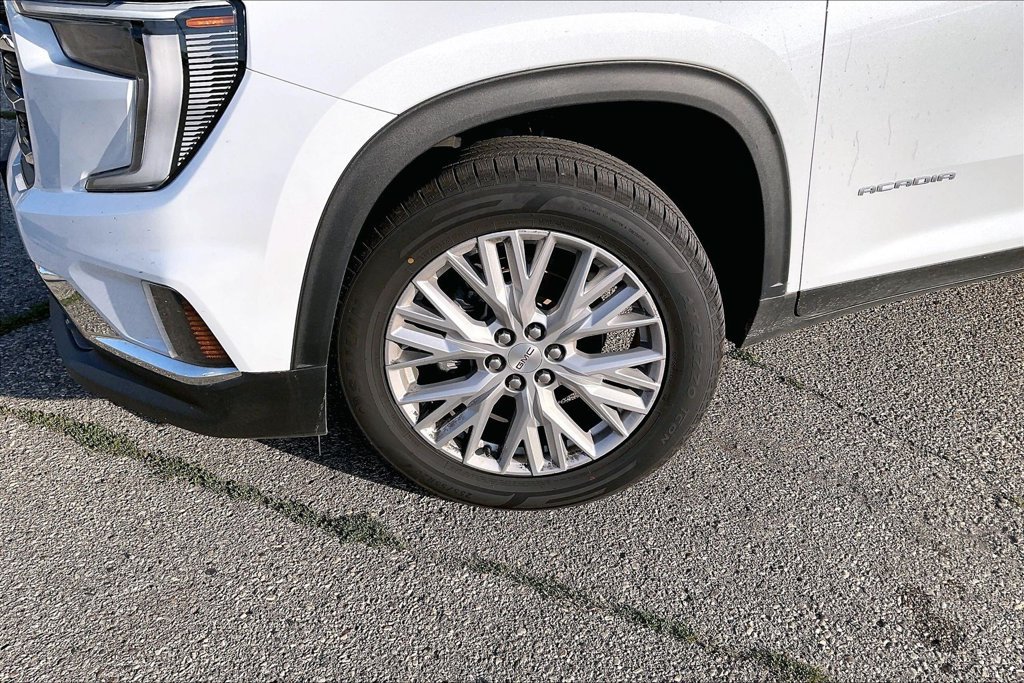 Used 2026 GMC Acadia Elevation w/ Elevation Premium Package AWD/4WD image 4