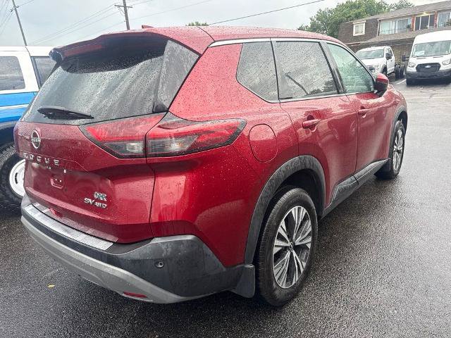 Used 2022 Nissan Rogue SV AWD/4WD image 2