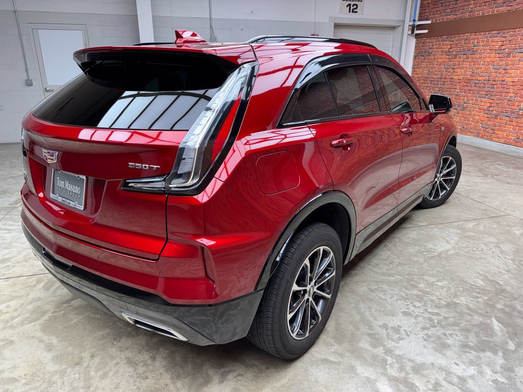 Used 2024 Cadillac XT4 Sport w/ Active Safety Package AWD/4WD image 6