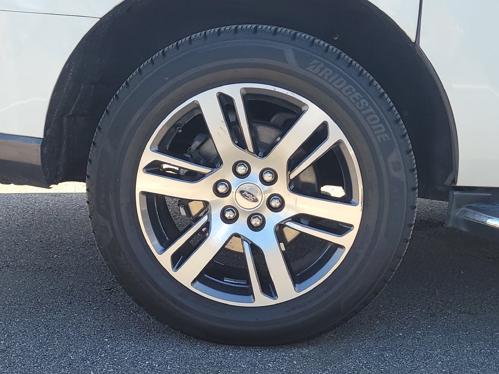 Certified 2022 Ford Expedition Max Limited RWD image 5