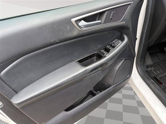 Certified 2019 Ford Edge SEL w/ Equipment Group 201A AWD/4WD image 8
