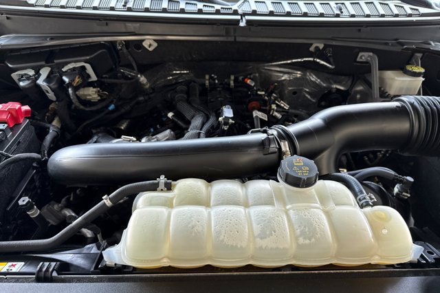 Certified 2022 Ford Expedition Max XLT RWD image 23