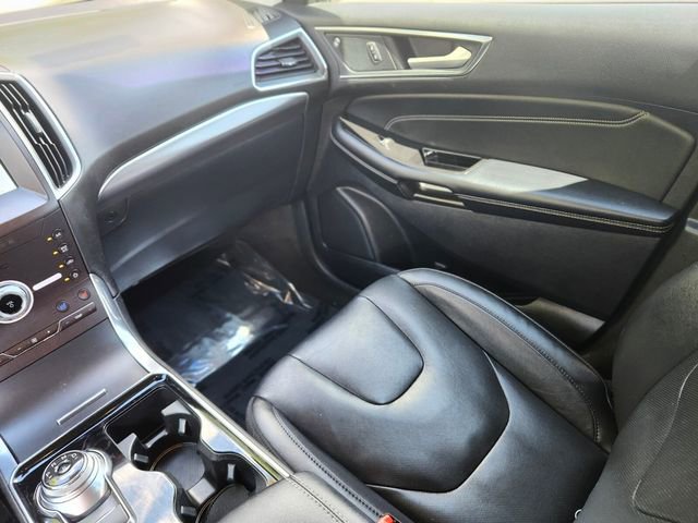 Certified 2020 Ford Edge Titanium w/ Equipment Group 301A AWD/4WD image 15