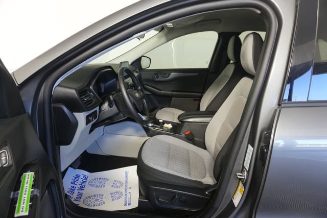 Certified 2024 Ford Escape Active w/ Cold Weather Package FWD image 20