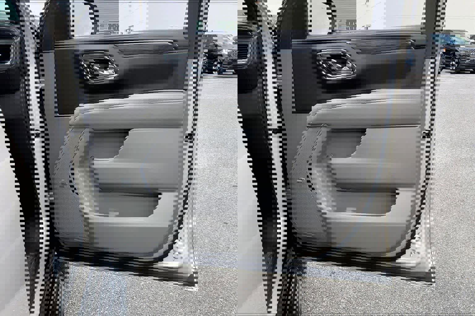 Used 2023 GMC Yukon XL SLT image 23