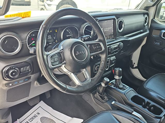 Used 2022 Jeep Wrangler Unlimited Sahara w/ Cold Weather Group AWD/4WD image 15