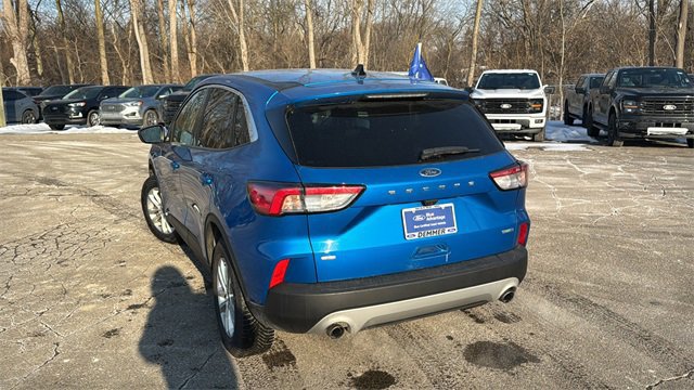 Certified 2020 Ford Escape SE image 3