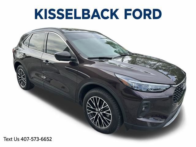 Certified 2023 Ford Escape SE w/ PHEV Premium Package FWD image 1